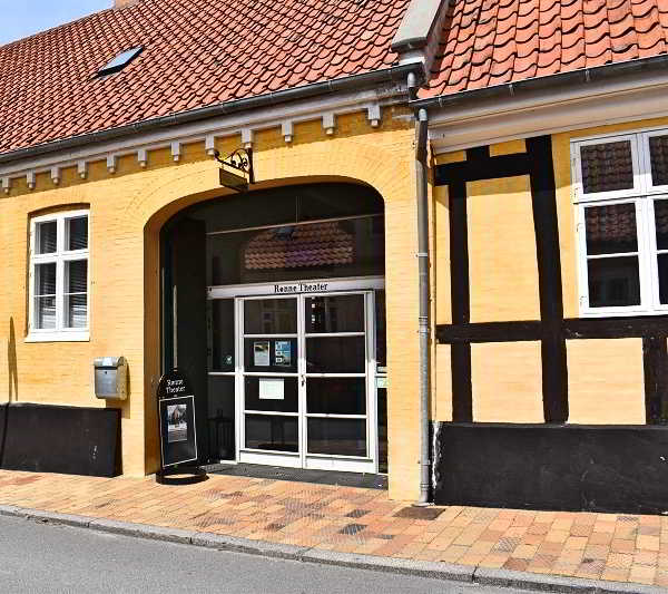 Teater i Rønne (Danmarks ældste teater)

